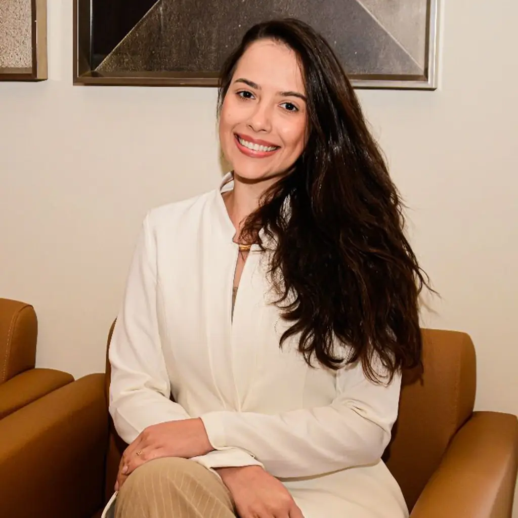 dr leticia de barros